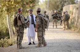 Bị Taliban dọa giết, hàng nghìn người từng giúp Mỹ ở Afghanistan cầu cứu ông Biden