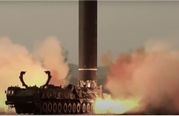 Video toàn cảnh vụ phóng tên lửa Hwasong-17 của Triều Tiên