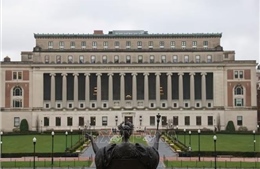 Chính sách nhập cư của Tổng thống Trump đe dọa nguồn thu lớn của Đại học Columbia