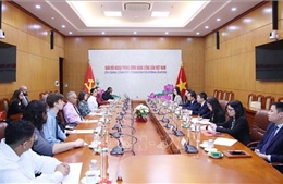 Đoàn đại biểu Đảng Cộng sản Hoa Kỳ (CPUSA) thăm, làm việc tại Việt Nam