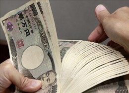 Đồng yen của Nhật Bản trượt giá xuống mức thấp nhất trong 34 năm