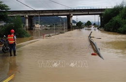 Trung Quốc: Sông Trường Giang chứng kiến trận lũ đầu tiên của năm 2024