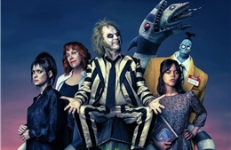 &#39;Beetlejuice Beetlejuice&#39; tái xuất sau 36 năm 