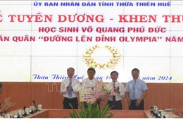 Khen thưởng Quán quân &#39;Đường lên đỉnh Olympia&#39; năm 2024