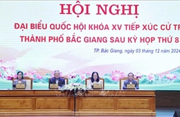 Phó Thủ tướng Thường trực Nguyễn Hòa Bình tiếp xúc cử tri Bắc Giang