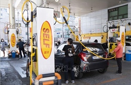 Giá dầu tăng nhẹ nhờ tín hiệu tích cực từ Trung Quốc