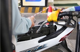 Giá xăng dầu tiếp tục giảm từ 15h chiều nay 8/5