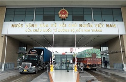 Thông quan nhanh hàng hóa qua cửa khẩu Lào Cai