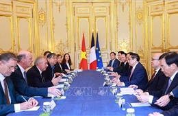 Thủ tướng Phạm Minh Chính hội đàm với Thủ tướng Pháp François Bayrou