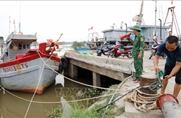 Ứng phó bão số 3: Ngư dân ven biển chủ động bảo vệ tài sản trước khi bão đổ bộ