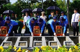 Truy điệu hài cốt liệt sĩ quân tình nguyện và chuyên gia Việt Nam