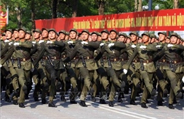 Thực hành cơ động lực lượng, vũ khí chuẩn bị diễu binh, diễu hành tại Quảng trường Ba Đình 