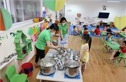 Hà Nội khẩn trương chuẩn bị hỗ trợ bữa ăn bán trú cho học sinh tiểu học