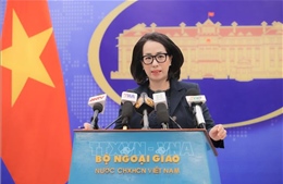  Tạo thuận lợi hơn nữa cho người nước ngoài nhập cảnh, xuất cảnh, cư trú