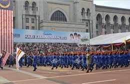 Sôi động cuộc diễu hành mừng 68 năm Quốc khánh của Malaysia