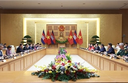 Thủ tướng Phạm Minh Chính hội kiến Chủ tịch Đảng Nhân dân Campuchia, Chủ tịch Thượng viện Campuchia Hun Sen
