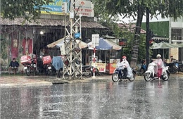 Trung Bộ và Nam Bộ nguy cơ mưa cường suất lớn trên 90mm trong 3 giờ