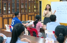 Những sứ giả lan tỏa ngôn ngữ, kết nối Việt - Lào