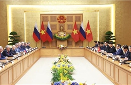 Thủ tướng Chính phủ Phạm Minh Chính hội kiến Chủ tịch Duma Quốc gia Nga