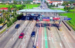 Miễn thu phí sử dụng dịch vụ đường bộ cho các đoàn xe cứu trợ bão, lũ