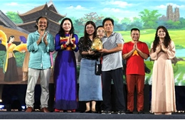Lan tỏa yêu thương đến đồng bào vùng lũ