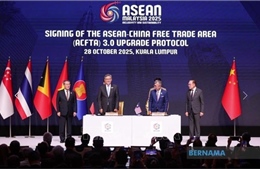 ASEAN, Trung Quốc ký kết Nghị định thư nâng cấp Hiệp định thương mại tự do