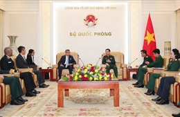 Đại tướng Phan Văn Giang tiếp Thư ký Quốc phòng Ấn Độ Rajesh Kumar Singh