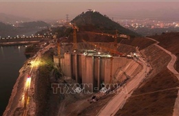 Hòa lưới thành công tổ máy số 2 dự án Nhà máy Thủy điện Hòa Bình mở rộng