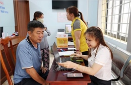 Kiện toàn tổ chức bộ máy, bố trí đủ cán bộ, công chức chuyên môn ở cấp xã