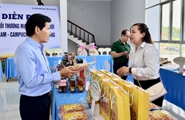 Kết nối thương mại vùng biên giới Việt Nam - Campuchia