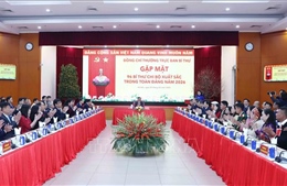 Thường trực Ban Bí thư Trần Cẩm Tú gặp mặt 96 Bí thư chi bộ xuất sắc