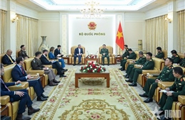 Đại tướng Phan Văn Giang tiếp Trợ lý Ngoại trưởng Hoa Kỳ