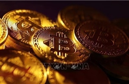 Bitcoin chật vật tìm hướng đi sau 4 tuần giảm liên tiếp, thị trường 'bốc hơi' 2.000 tỷ USD