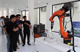 Nghị quyết 71-NQ/TW: Cơ hội để sinh viên tiếp cận các công nghệ hiện đại