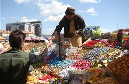 Người Hồi giáo hướng về lòng nhân ái, sự gắn kết cộng đồng và niềm vui trong lễ Eid al-Fitr