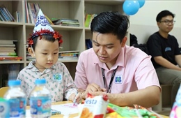 ‘Cánh tay nối dài’ xoa dịu nỗi đau bệnh nhân ung thư