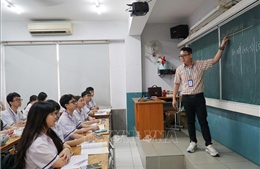 Thí sinh dồn sức ôn luyện trước kỳ thi vào lớp 10 công lập