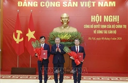 Trao quyết định bổ nhiệm Trưởng ban Tổ chức Trung ương và Chánh Văn phòng Trung ương Đảng