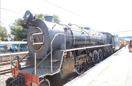 Tàu hỏa hơi nước – di sản vàng son và sức hút du lịch Nam Phi