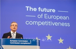 Cựu Chủ tịch ECB Mario Draghi nhận giải thưởng danh giá Charlemagne