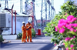 Vận hành thông suốt lưới truyền tải điện cho mục tiêu tăng trưởng hai con số