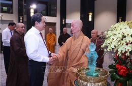 Chủ tịch Quốc hội thăm, chúc mừng Đức Pháp chủ Giáo hội Phật giáo Việt Nam