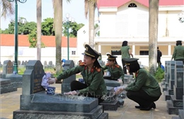 Chung tay chăm lo người có công bằng những việc làm nghĩa tình
