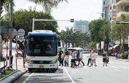 Phát triển đô thị đa trung tâm để giảm ùn tắc giao thông