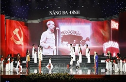 Chủ tịch Quốc hội Trần Thanh Mẫn dự Chương trình nghệ thuật chính luận ‘Nắng Ba Đình’