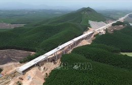 Sẽ hoàn thành 208 km tuyến chính cao tốc dịp 19/8
