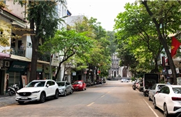 Nhiều quán cafe, nhà hàng trên phố cổ Hà Nội tạm ngừng kinh doanh