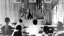 Tư tưởng Hồ Chí Minh về công tác cán bộ và sự vận dụng trong giai đoạn hiện nay