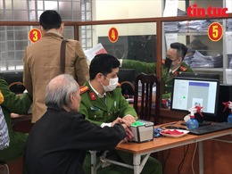 Hà Nội: Bảo đảm việc trả thẻ Căn cước công dân nhanh chóng, chính xác