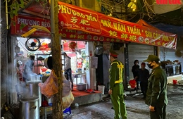 Hà Nội xử phạt một số quán ăn, nhà hàng vẫn bán hàng  sau 21 giờ đêm